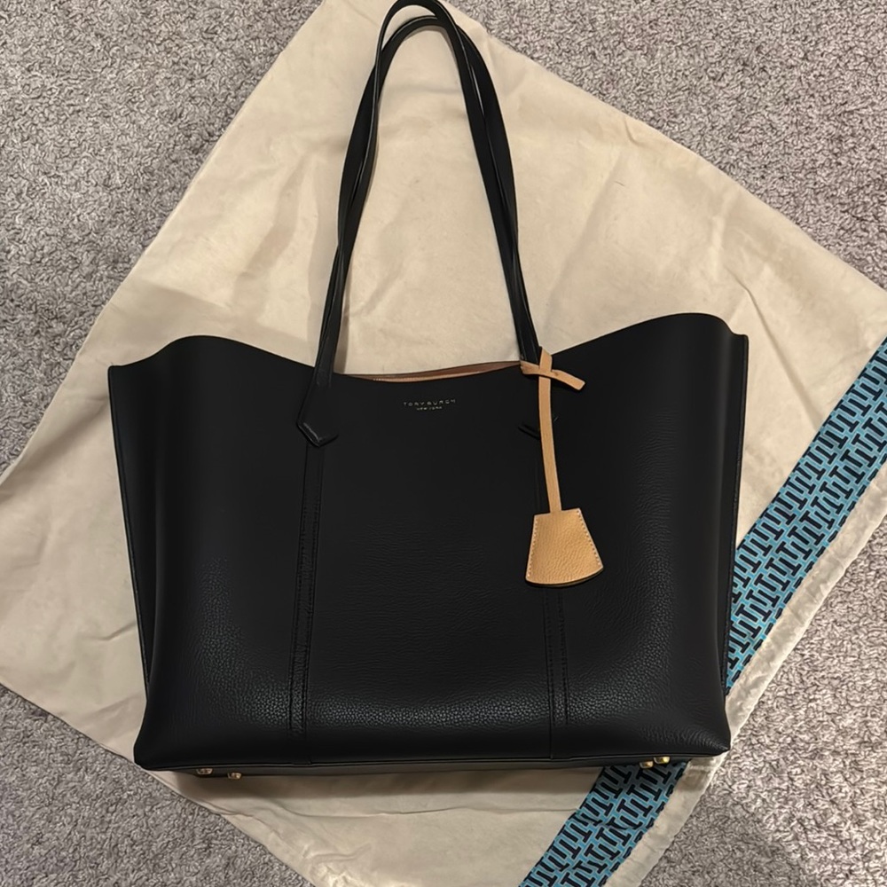 Perfect condition Tory Burch Black Leather Tote